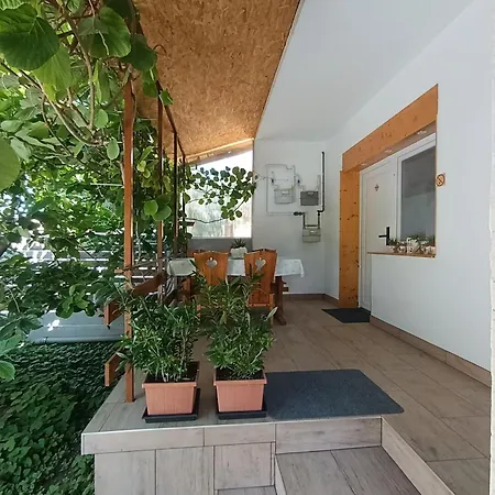 Apartment Pelso Hovirag *